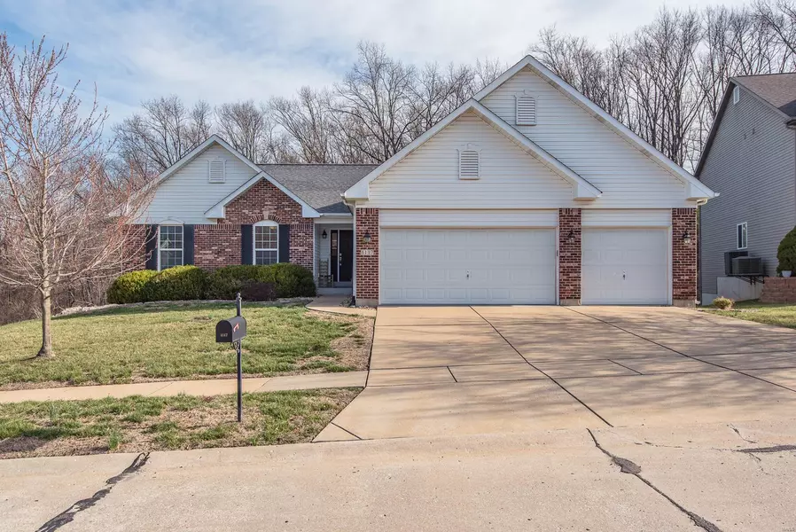 1117 Spring Lilly CT, High Ridge, MO 63049