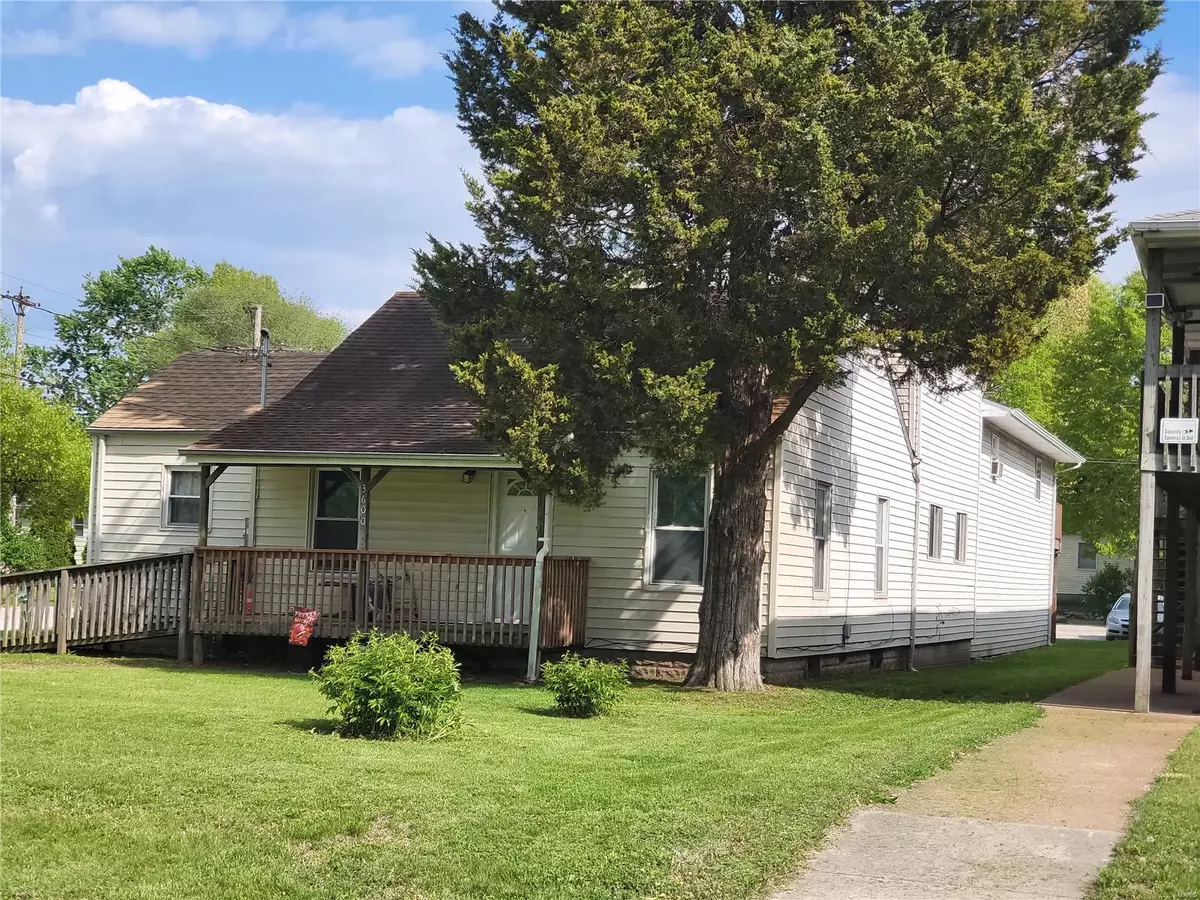 Cahokia Heights, IL 62206,3600 Falling Springs RD #A & B