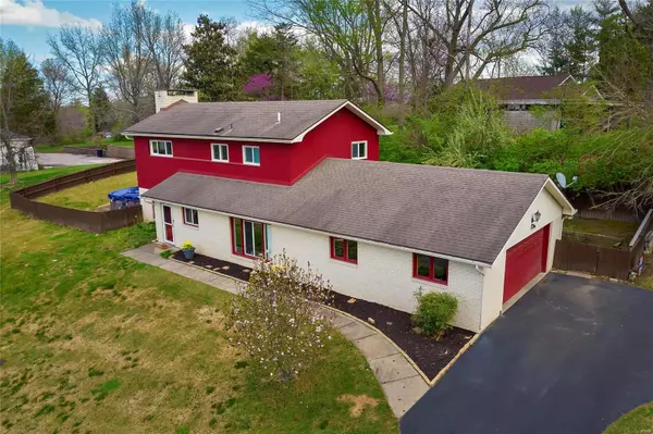 52 View Valley DR, Carbondale, IL 62903