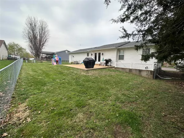 Sullivan, MO 63080,641 Falcon DR