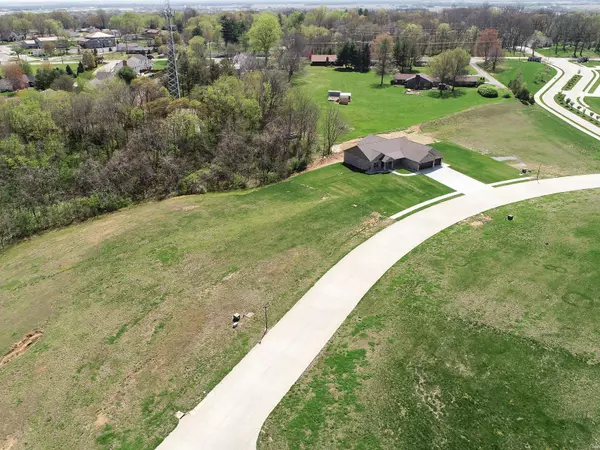 Shiloh, IL 62221,509 Summit Estate CT