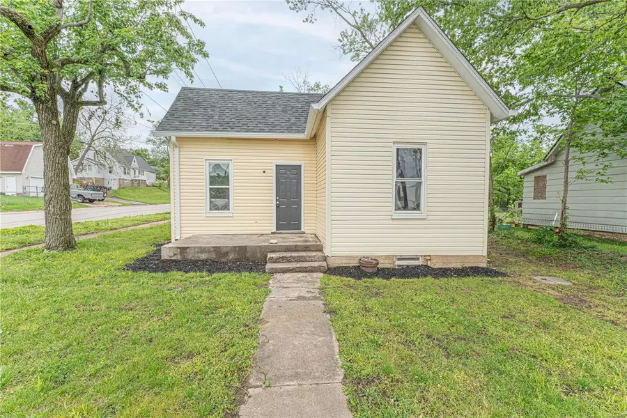 1000 N 2nd ST, De Soto, MO 63020