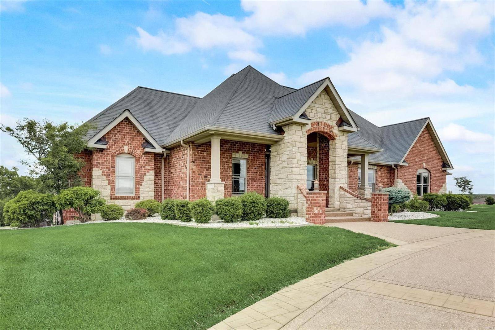 1173 Foristell RD, Foristell, MO 63348