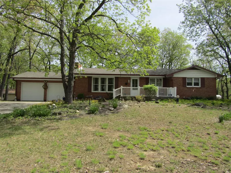 280 Graveyard Hill RD, Montgomery City, MO 63361