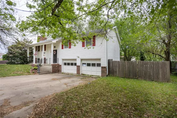 Warrensburg, MO 64093,1112 Vest CT