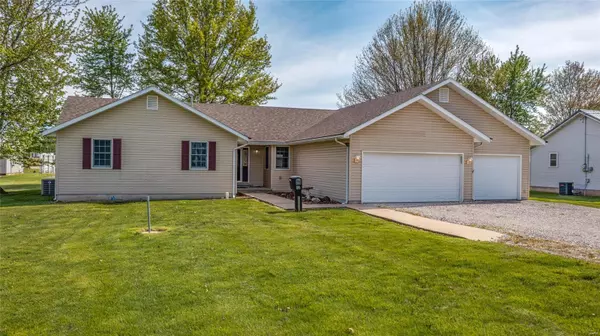 Gillespie, IL 62033,614 Calcari ST