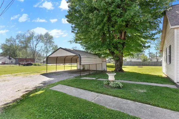 Oran, MO 63771,106 Driskell ST