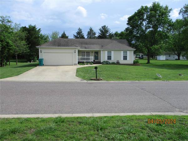 108 Trainer AVE,  Cuba,  MO 65453