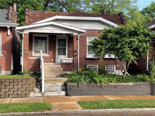 4715 Ray AVE,  St Louis,  MO 63116