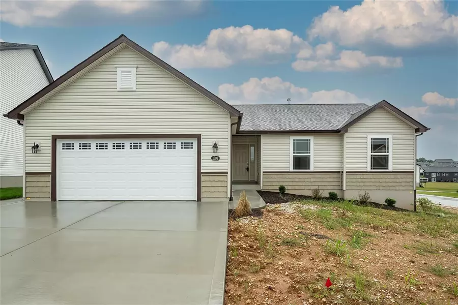 1593 Driftwood LN, Moscow Mills, MO 63362