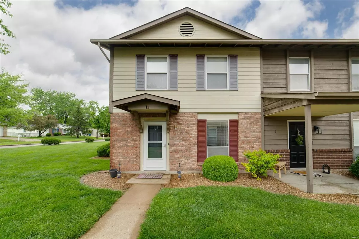 St Peters, MO 63376,37 Park Charles BLVD S #D