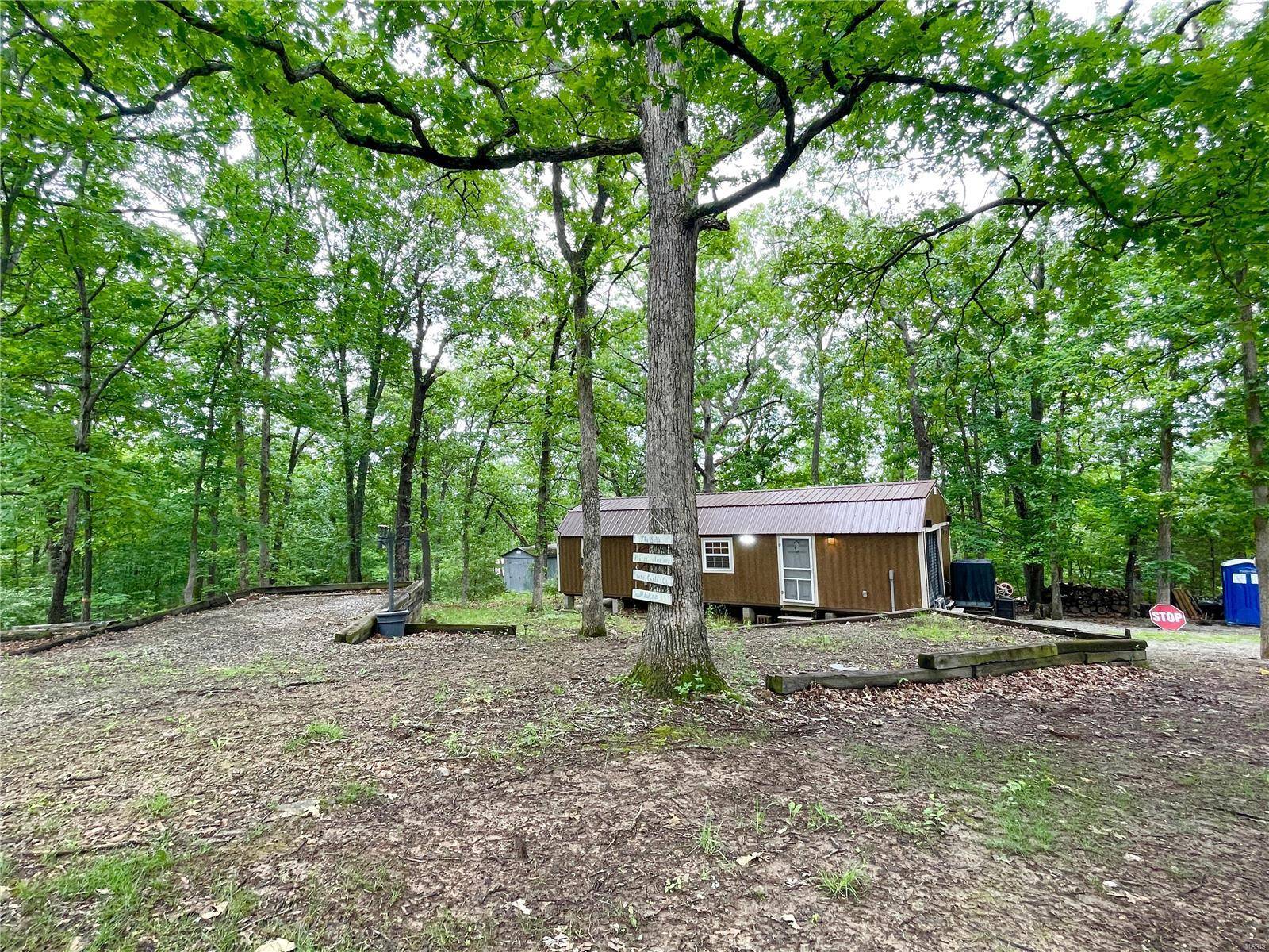 9470 Carla CT, French Village, MO 63036