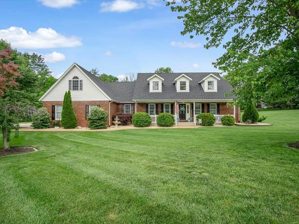 6 Country Lakes LN,  Waterloo,  IL 62298