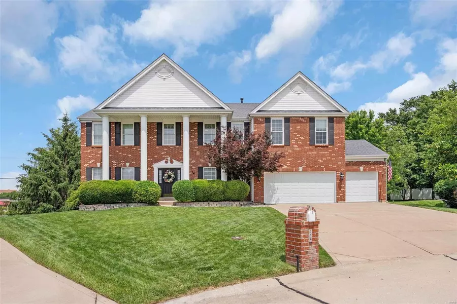 34 Mallory Bend CT, Lake St Louis, MO 63367