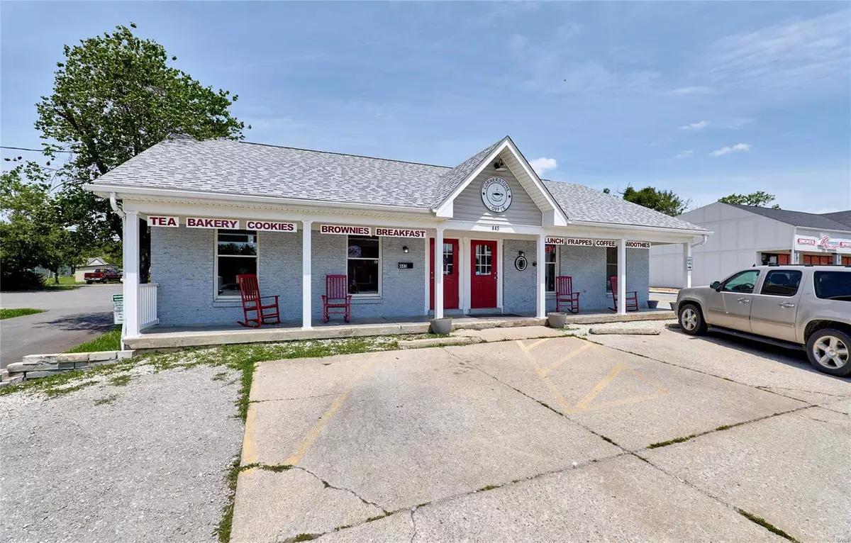 Troy, MO 63379,445 E Cherry ST