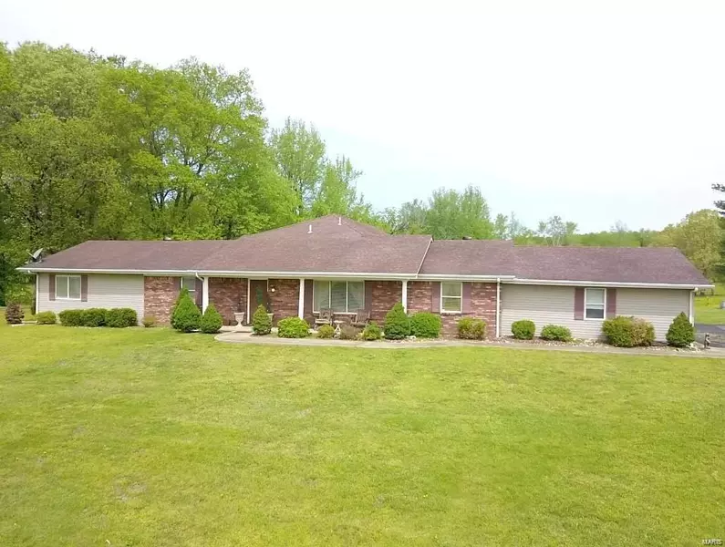 702 County Road 556, Poplar Bluff, MO 63901