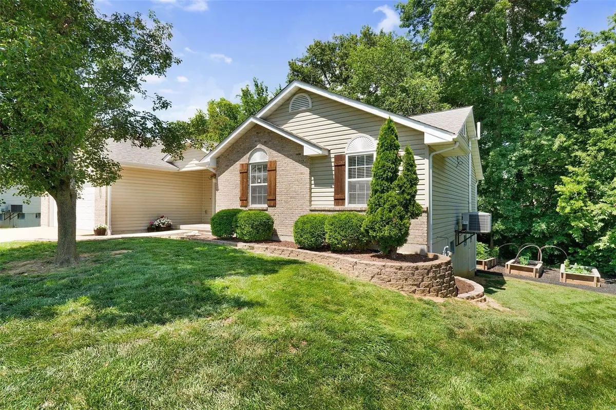 Troy, MO 63379,8 Scarlet Oak CT