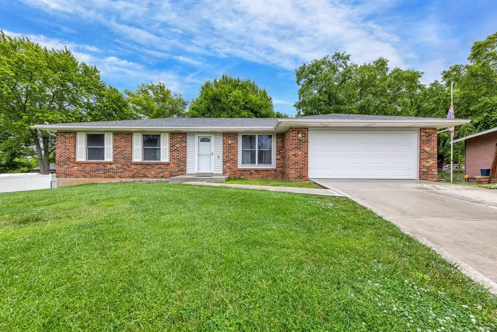 St Peters, MO 63376,14 Appletree CT