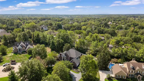 Chesterfield, MO 63005,2064 Kingspointe DR