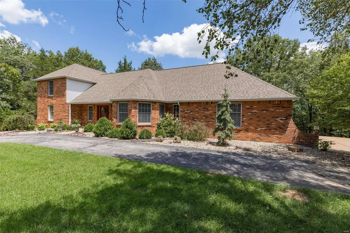 Festus, MO 63028,10608 Saint Andrews CT