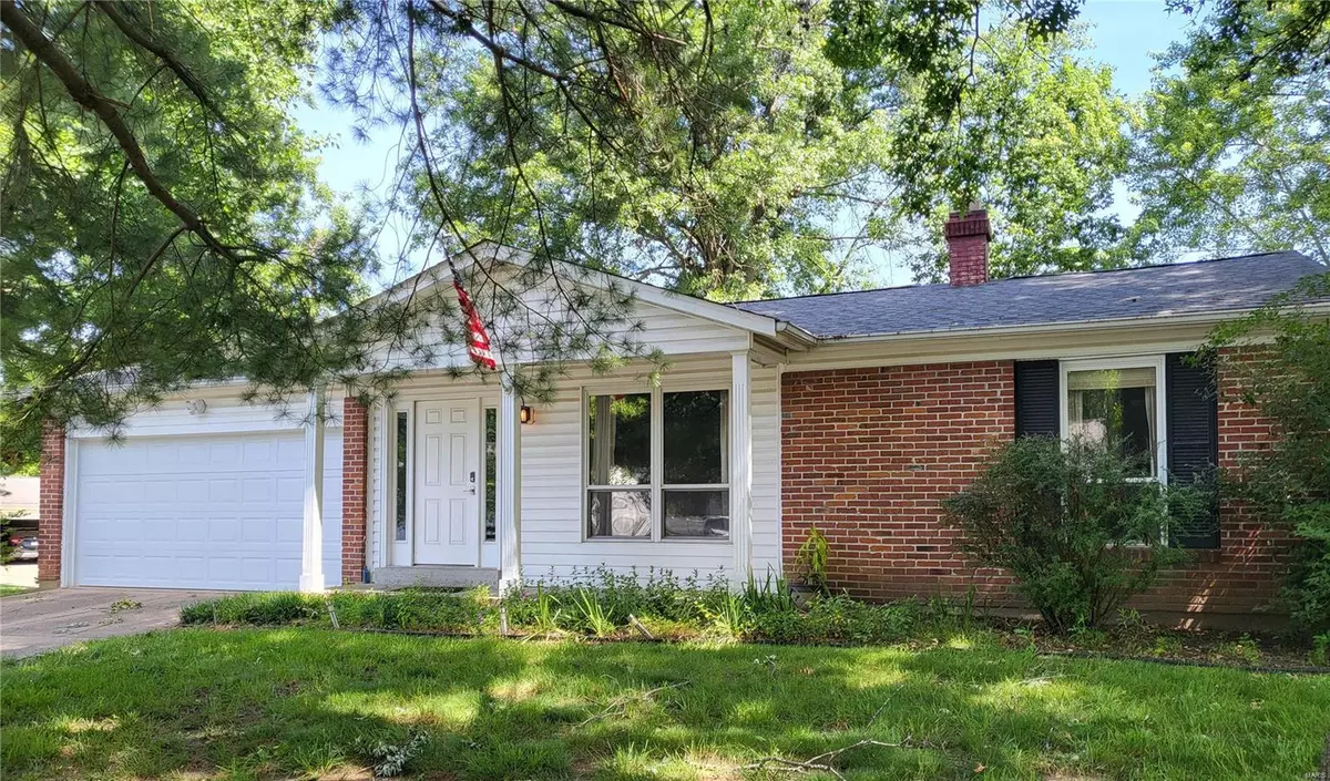 St Peters, MO 63376,6 Ann DR