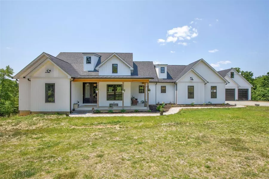 1290 White Tail DR, Fredericktown, MO 63645