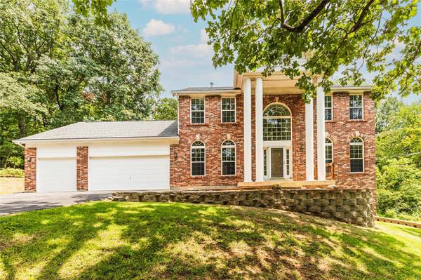 6346 Heintz RD, Oakville, MO 63129