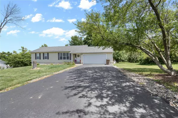 6261 Yellow Brick RD, Washington, MO 63090