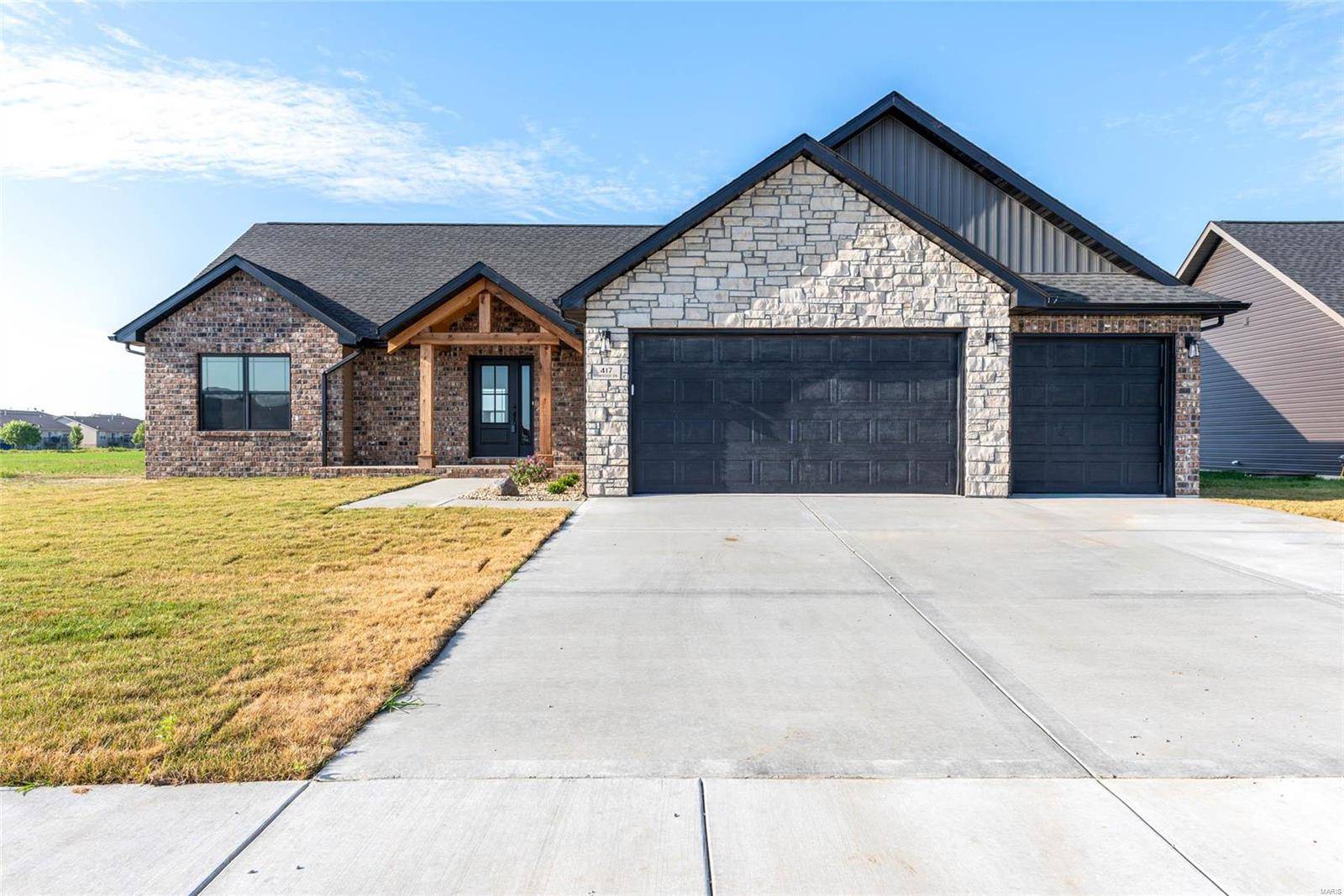 417 RUMSFELD, Troy, IL 62294