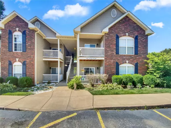 6431 Brookfield Court DR #208, St Louis, MO 63129