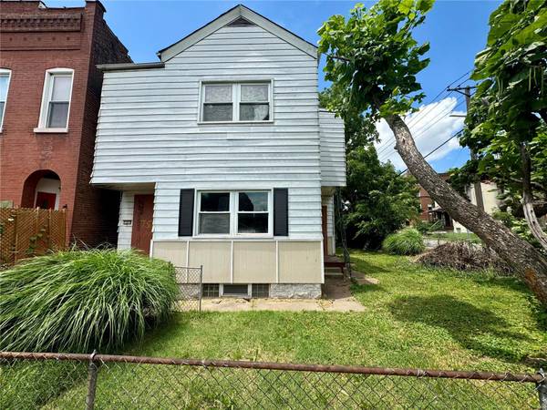 7503 Virginia AVE, St Louis, MO 63111