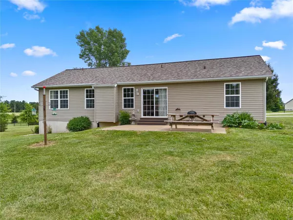 Hawk Point, MO 63349,320 Cheryl CT