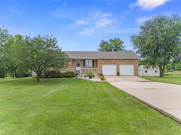 2178 Highway B,  Elsberry,  MO 63343