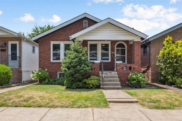 6518 Hoffman AVE,  St Louis,  MO 63139