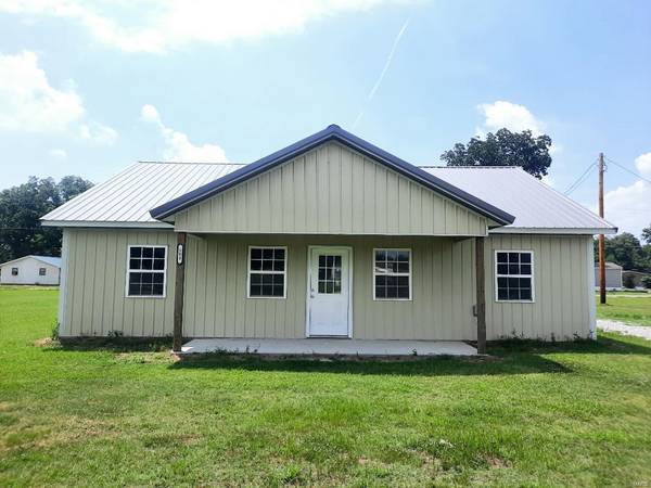 103 Oak,  Arbyrd,  MO 63821