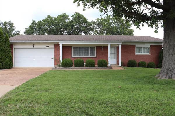 9439 Garber Rd,  Crestwood,  MO 63126