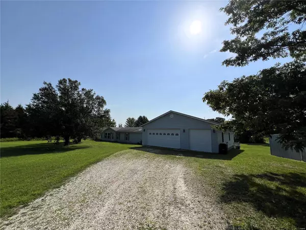 Rolla, MO 65401,12163 County Road 3140