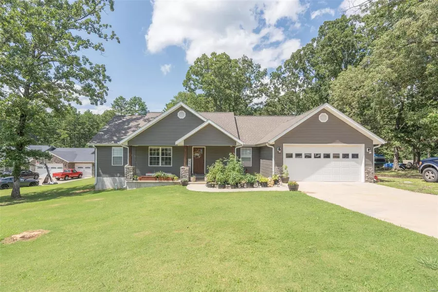 389 Christina DR, Poplar Bluff, MO 63901