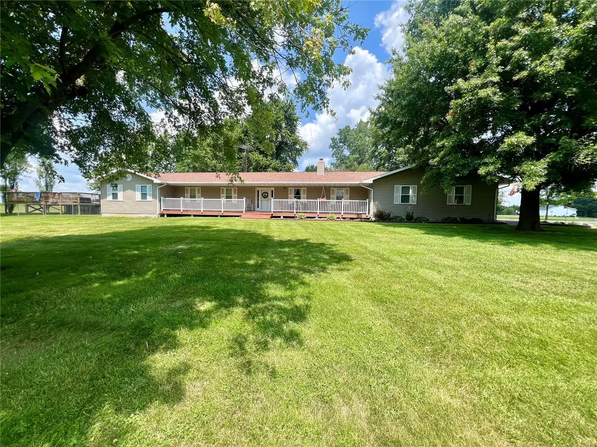 Bowling Green, MO 63334,17348 Hwy NN