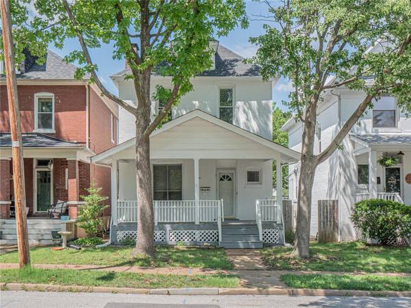 7441 Maple AVE,  St Louis,  MO 63143