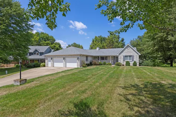 Glen Carbon, IL 62034,34 Gaslight LN