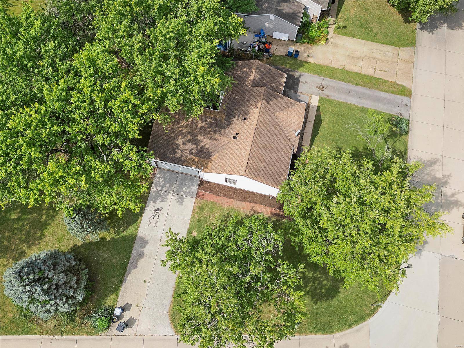 Maryland Heights, MO 63043,2562 Sheridan DR
