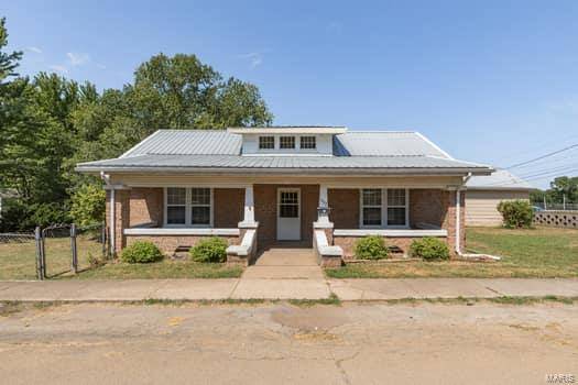 602 High ST, Fredericktown, MO 63645