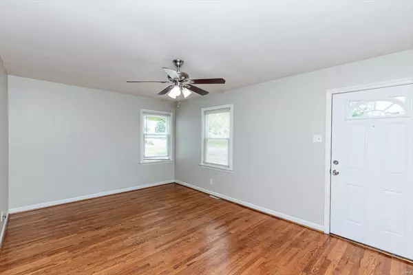 St Ann, MO 63074,3158 La Vista DR