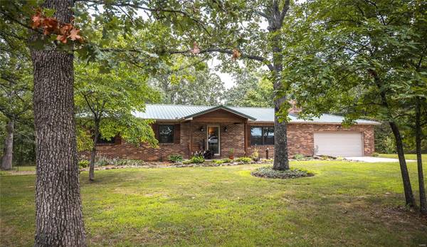 1851 County Road 3290,  Salem,  MO 65560