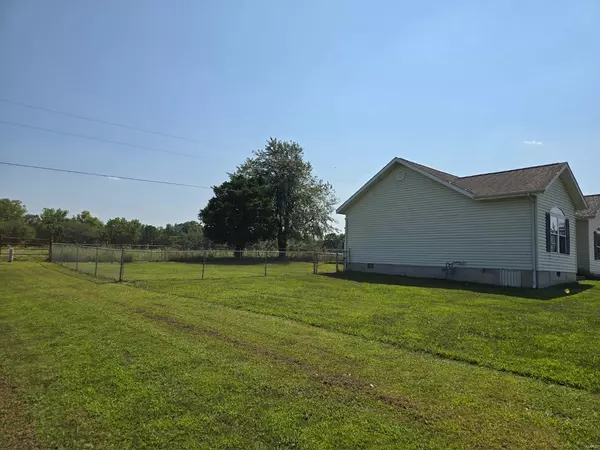 Piedmont, MO 63957,111 Magnolia Dr