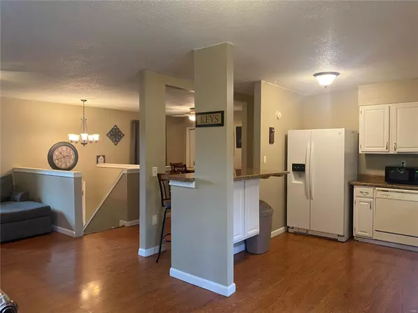Hannibal, MO 63401,8 Newell Lane