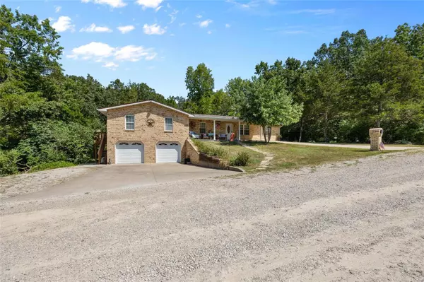 Bonne Terre, MO 63628,214 W Mont Carmel ST