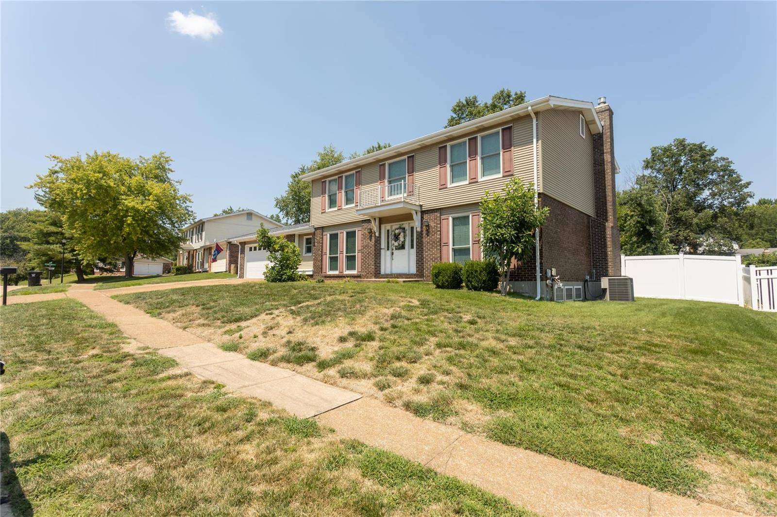 St Louis, MO 63129,2975 Spring Water DR