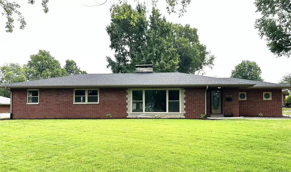 113 Winchester DR, Belleville, IL 62223